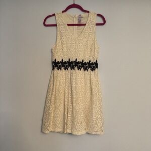 Whimsigoth Lace Cream Knee Length Dress Size Medium Fairy
